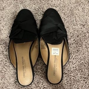size 6 Christian Milano mules